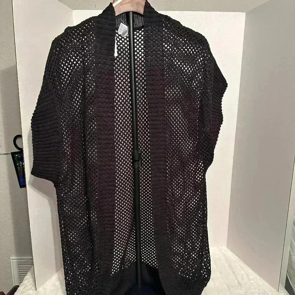 Time and Tru Black Crochet Layering Size L-XL